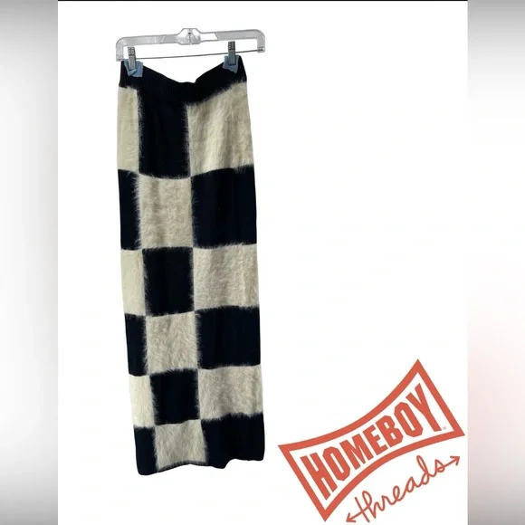 Urban Outfitters Black and Cream Maxi Skirt - Picture 2 of 7